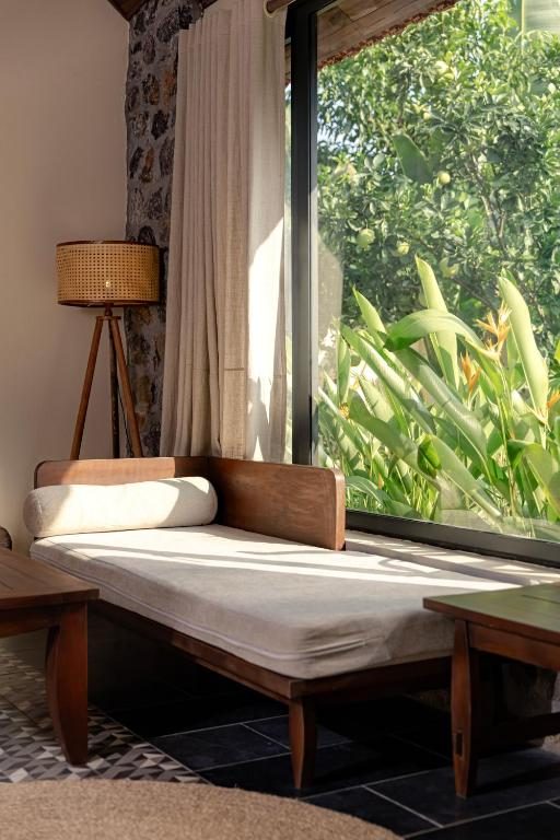 Biệt Thự Suite 2 Phòng Ngủ Nhìn Ra Vườn
