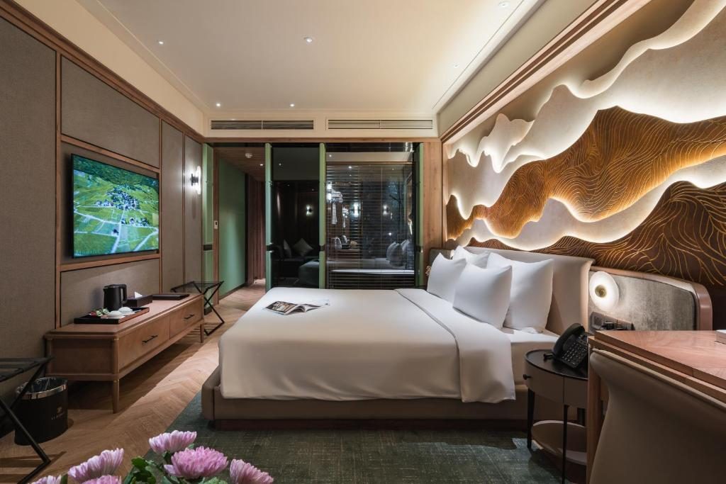 Phòng Deluxe Có Giường Cỡ King (Không Có Cửa Sổ)