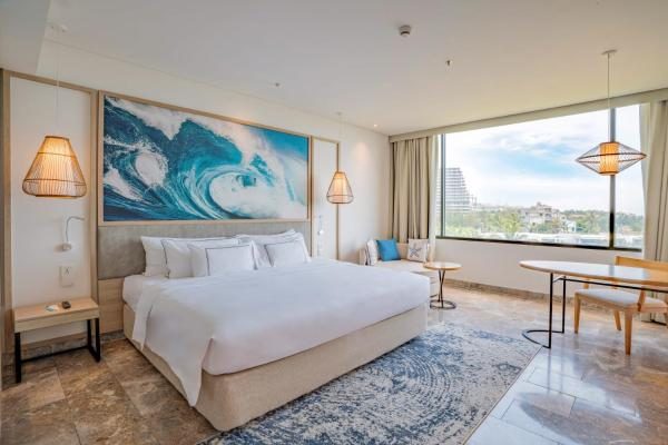 Deluxe Sea View with Bathtub – Daily Guest Activities