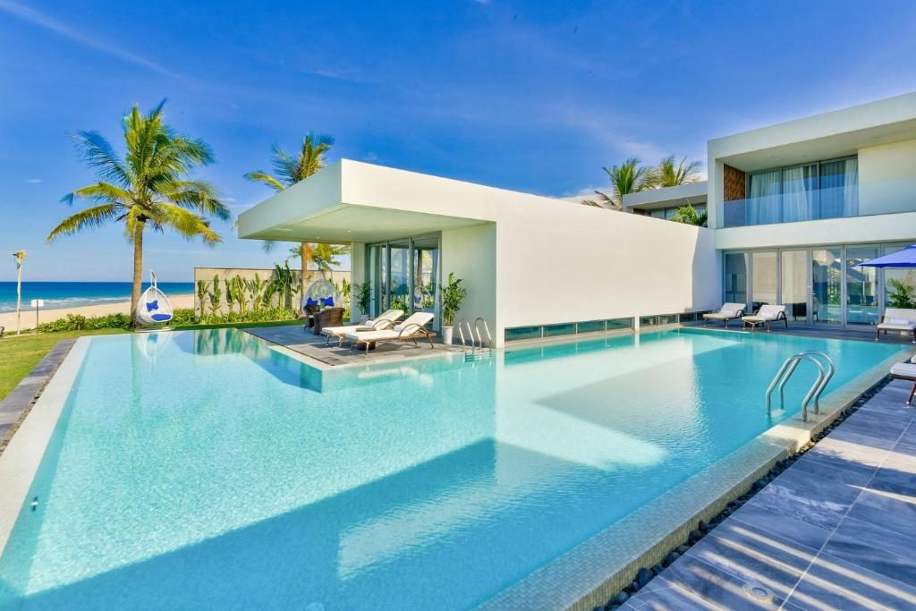 Biệt Thự – Trước Biển