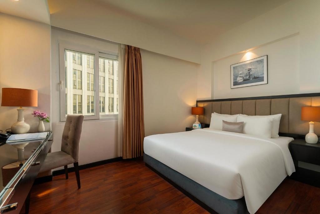 Phòng Deluxe Giường Đôi Có Cửa Sổ