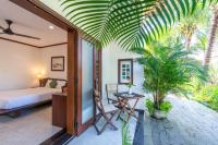 Deluxe Double Room With Palm View
