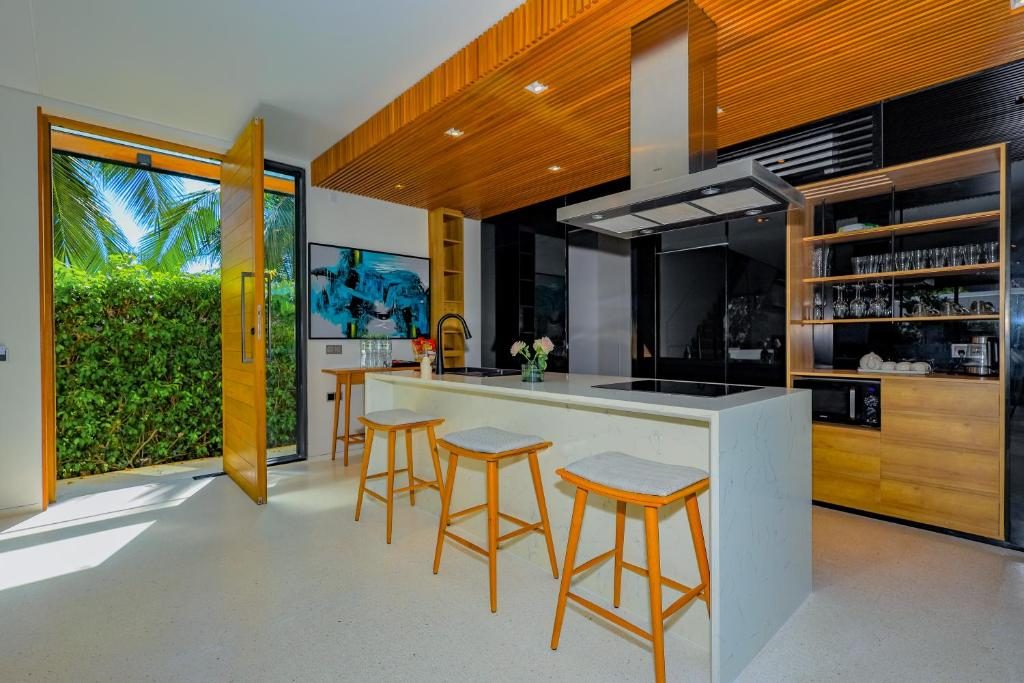 Biệt Thự 4 Phòng Ngủ Có Hồ Bơi Riêng