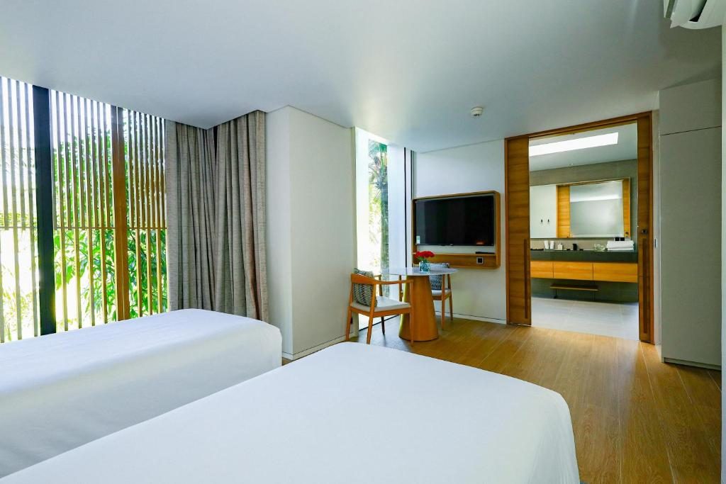 Biệt Thự 4 Phòng Ngủ Có Hồ Bơi Riêng
