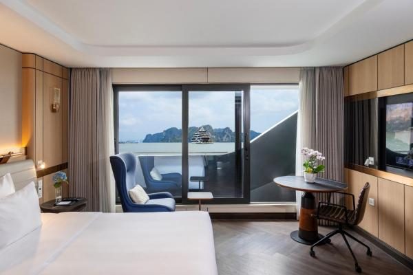 Ocean Suite with Balcony
