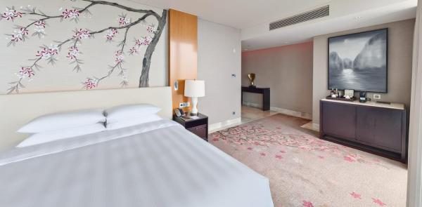 Câu lạc bộ Junior King Suite