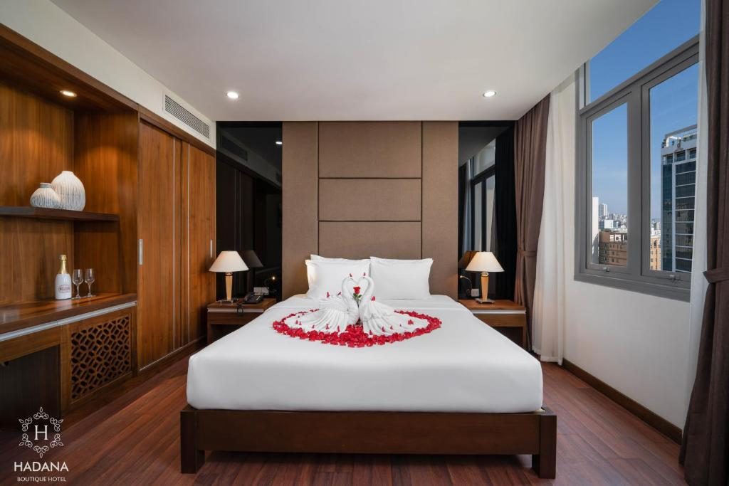 Phòng Deluxe Giường Đôi Có Bồn Tắm