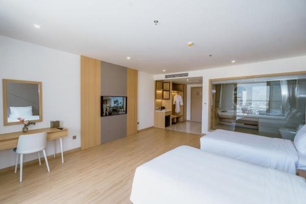 Deluxe Triple Room with Ocean View