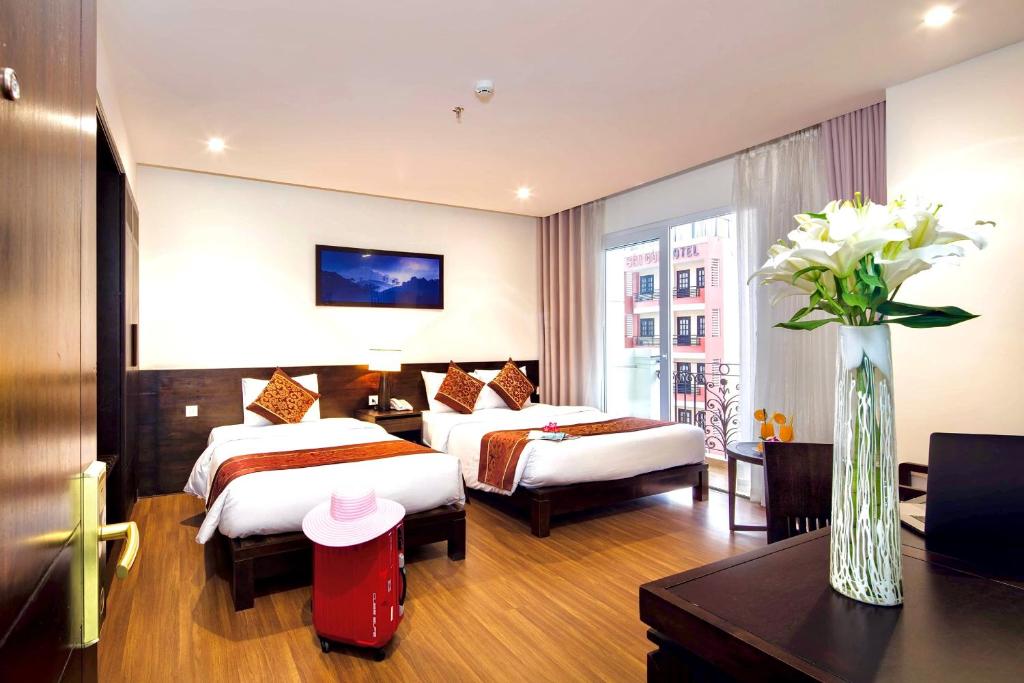 Phòng cho 3 người có Ban Công
