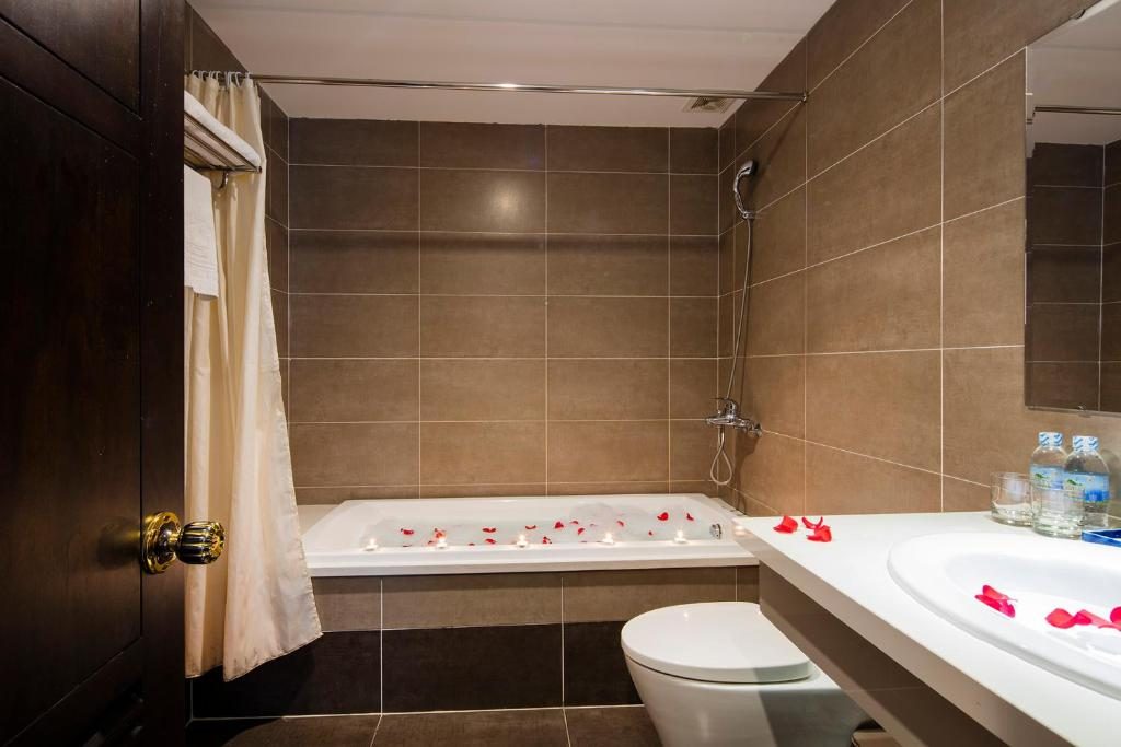Phòng cho 3 người có Ban Công