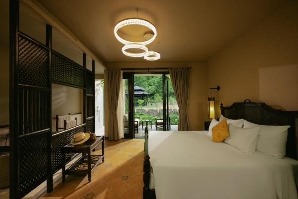 Biệt Thự Nhìn Ra Vườn