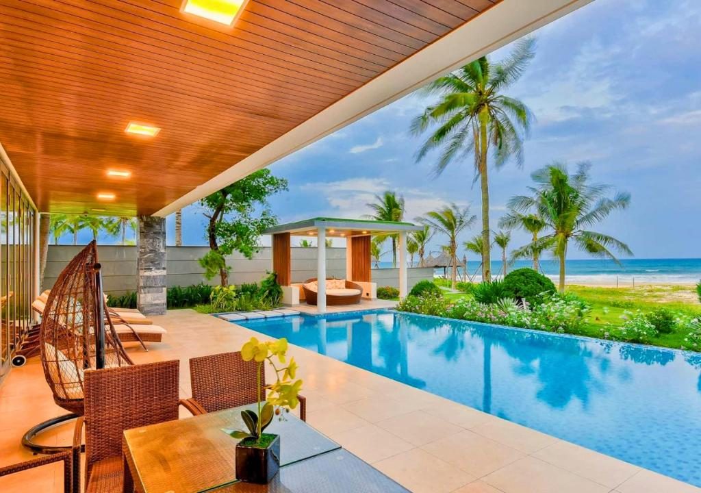 Biệt Thự – Trước Biển