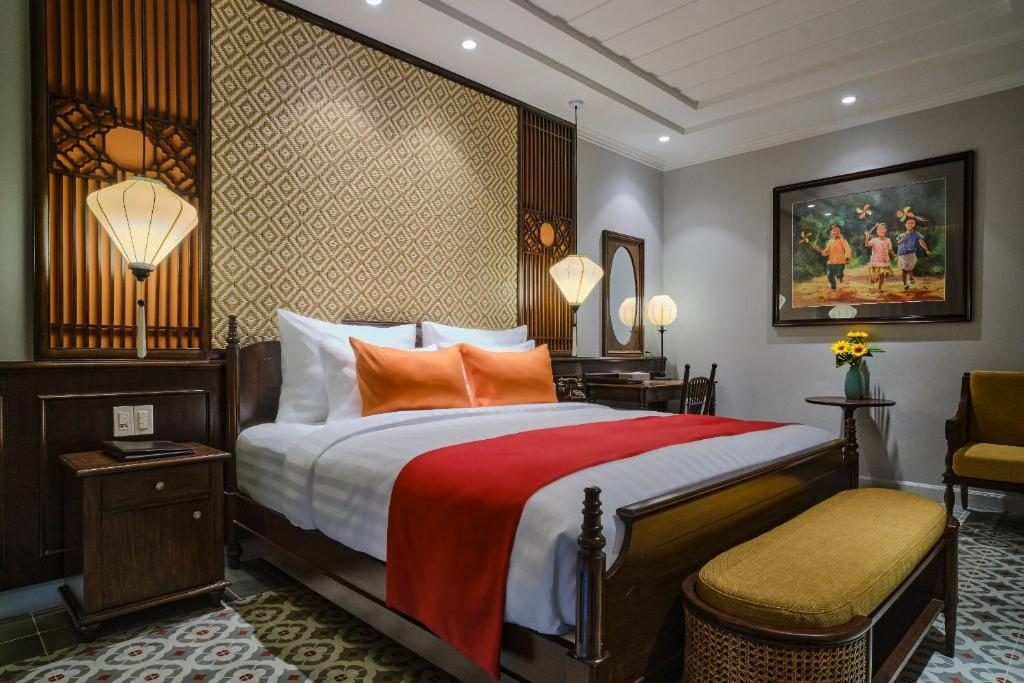 Phòng Thông Nhau Qua Cửa Nối