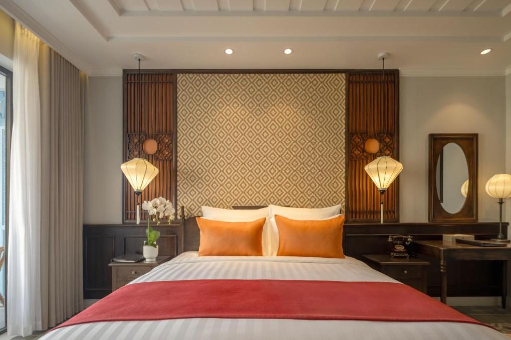 Phòng Thông Nhau Qua Cửa Nối