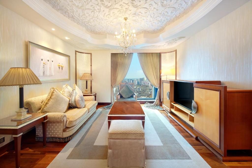 Suite Executive Trên Tầng Cao Với Quyền Sử Dụng Executive Lounge