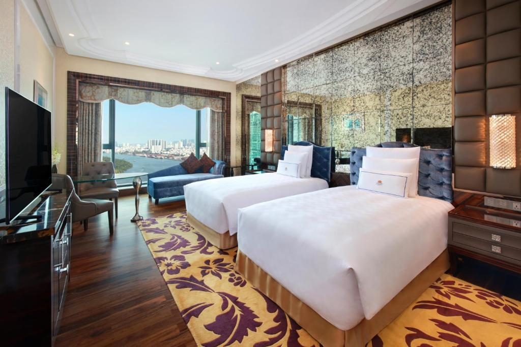 Phòng Deluxe 2 Giường Đơn Trên Tầng Cao