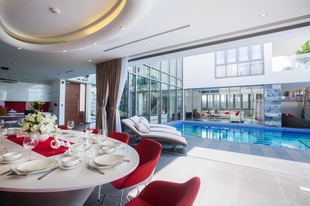 Biệt Thự – Trước Biển