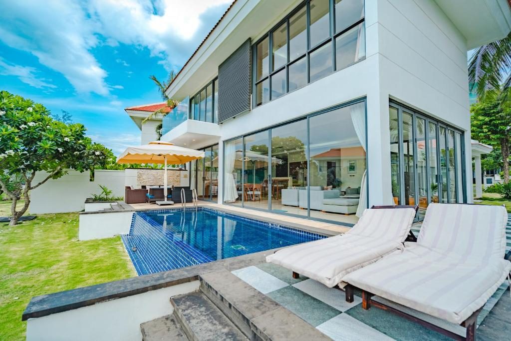 Biệt thự Tiêu chuẩn