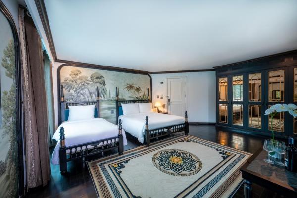 Deluxe Triple Suite with Private Balcony