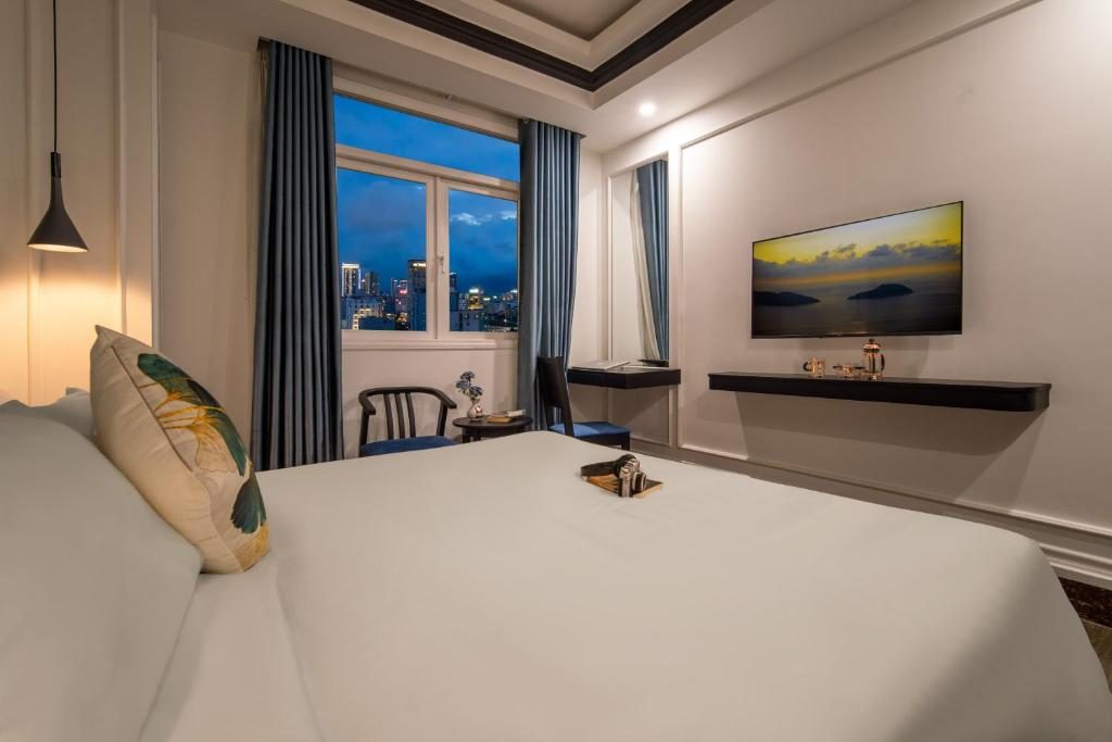 Phòng Deluxe Có Giường Cỡ King Nhìn Ra Thành Phố