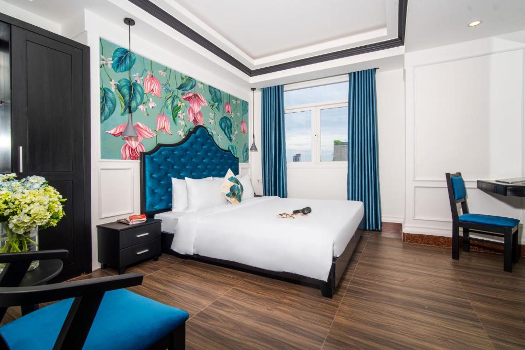 Phòng Deluxe Có Giường Cỡ Queen Nhìn Ra Thành Phố