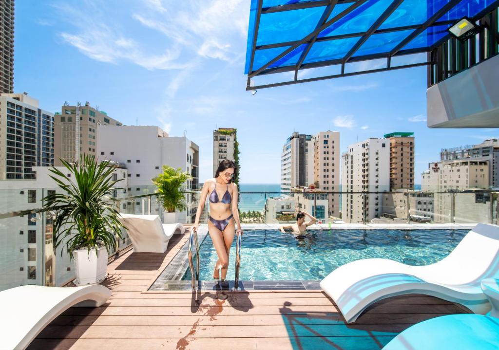 Phòng Gia Đình Deluxe Nhìn Ra Thành Phố