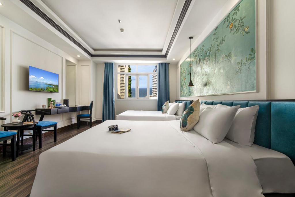 Phòng Gia Đình Deluxe Nhìn Ra Thành Phố