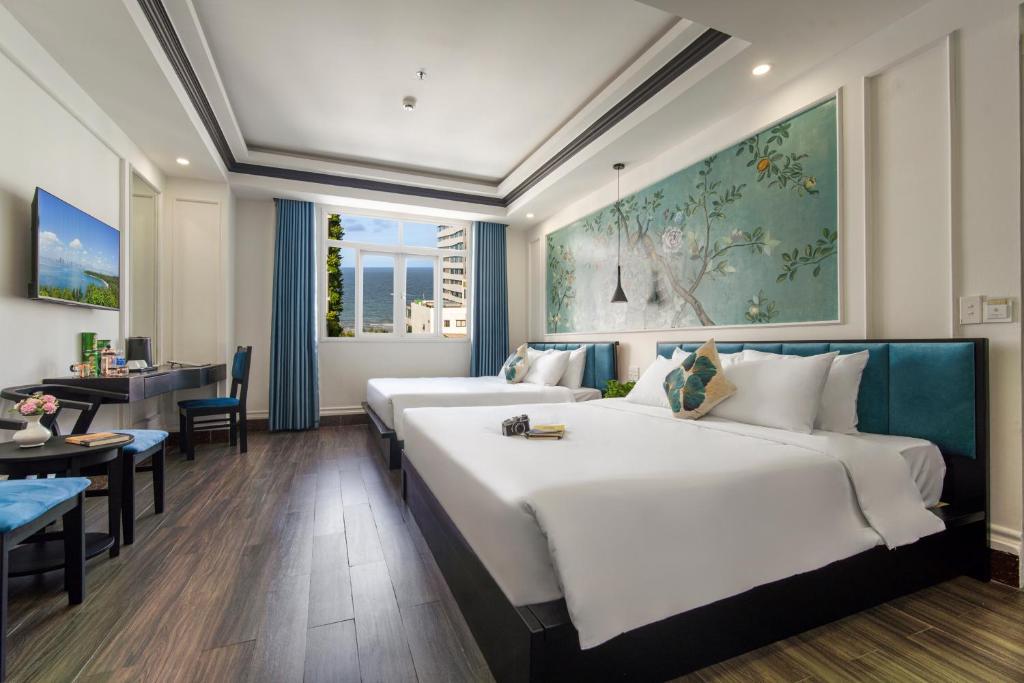 Phòng Gia Đình Deluxe Nhìn Ra Thành Phố