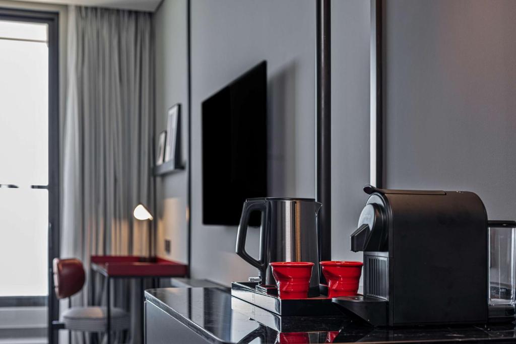 Executive Room with Balcony – City View
