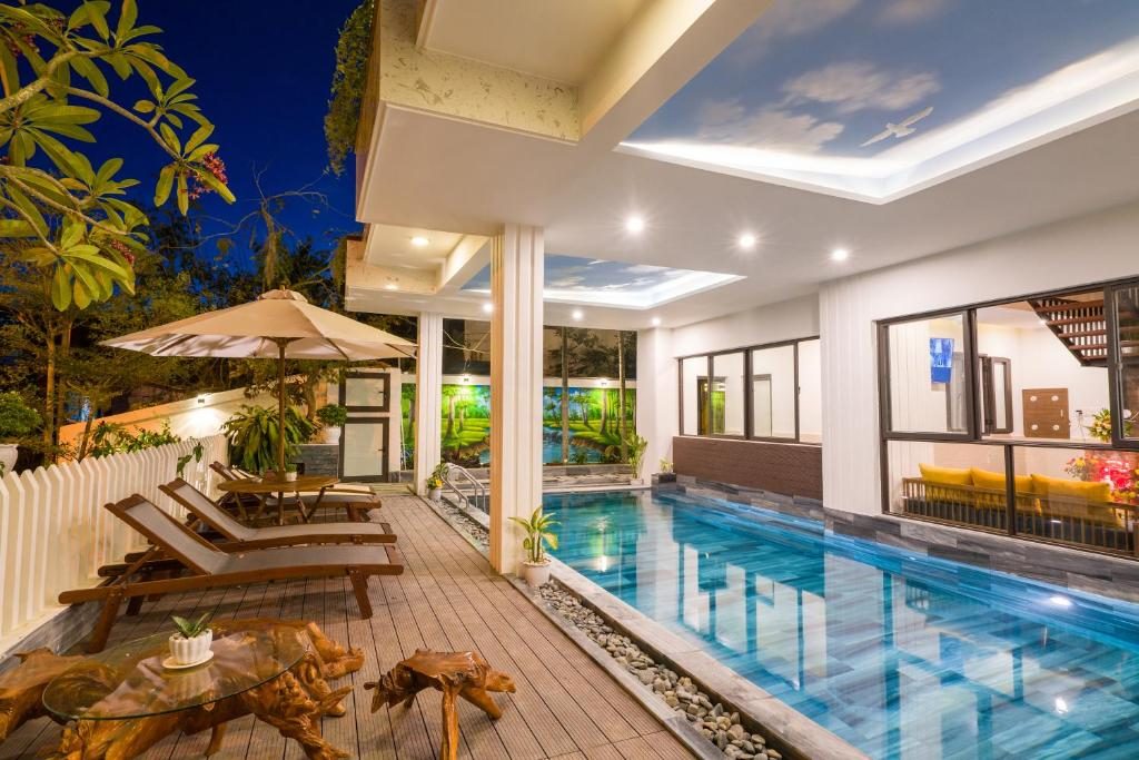 Suite Gia Đình Có Ban Công