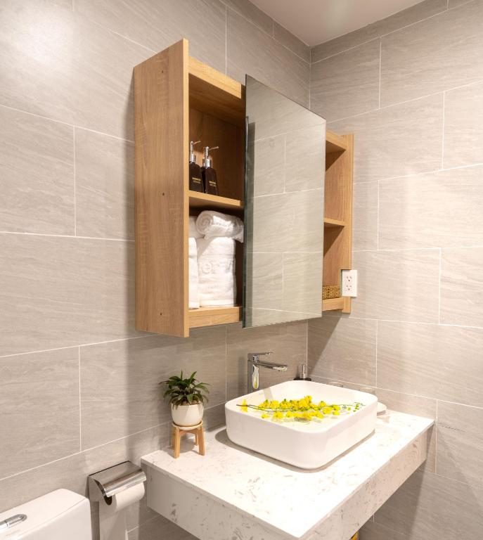 Suite Gia Đình Có Ban Công