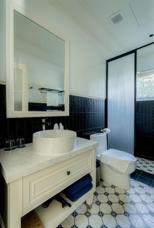 Shared Villa Room – Double or Twin Room