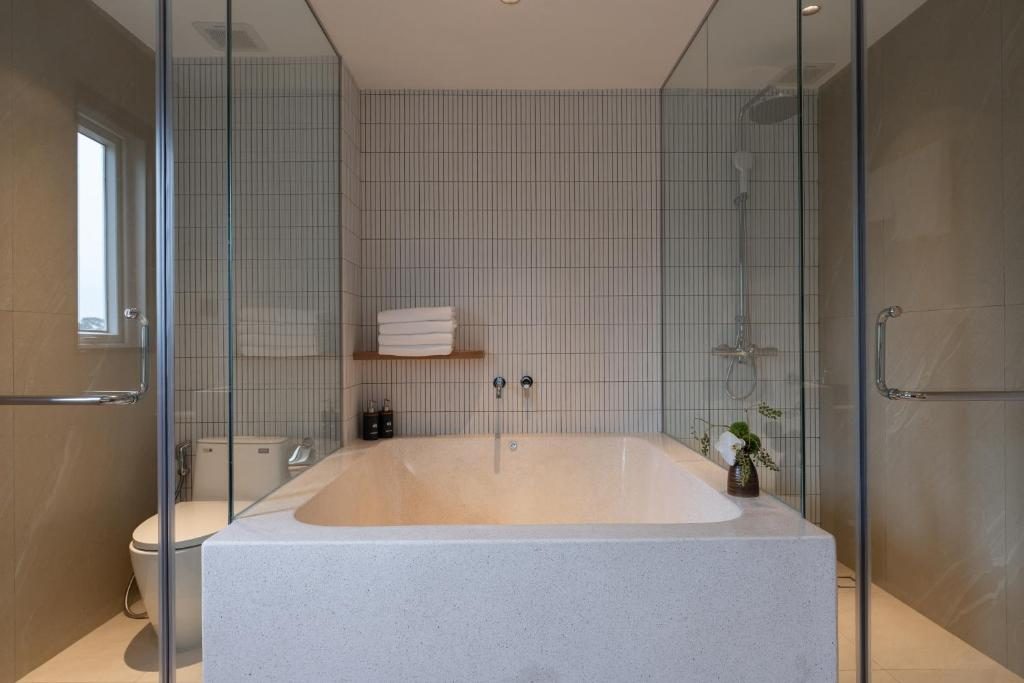 Kin Signature Suite