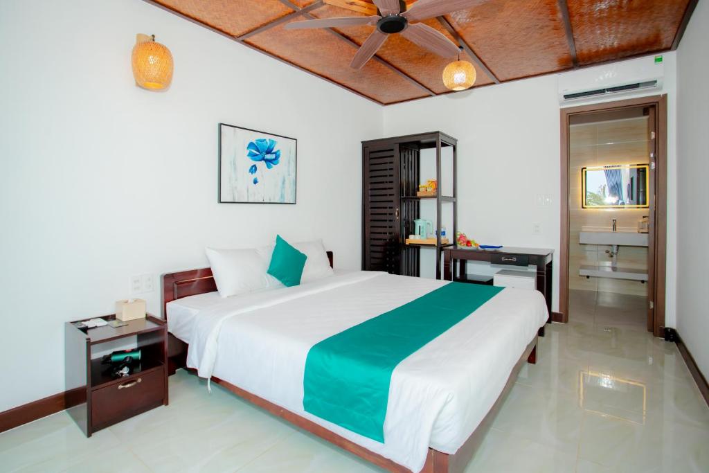 Phòng Deluxe Giường Đôi Nhìn Ra Biển