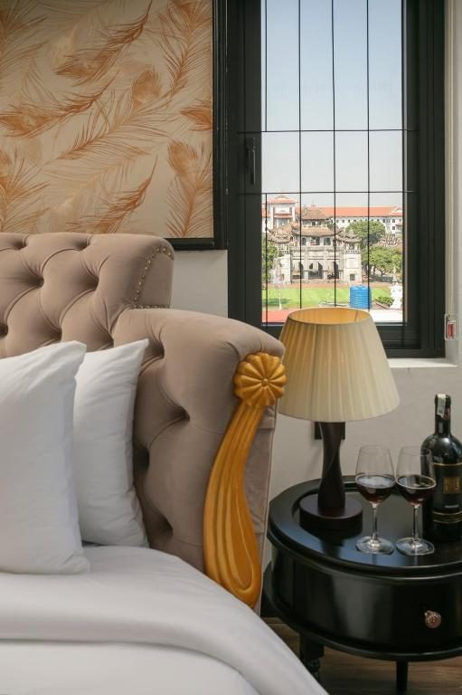 Suite Round Bed Balcony