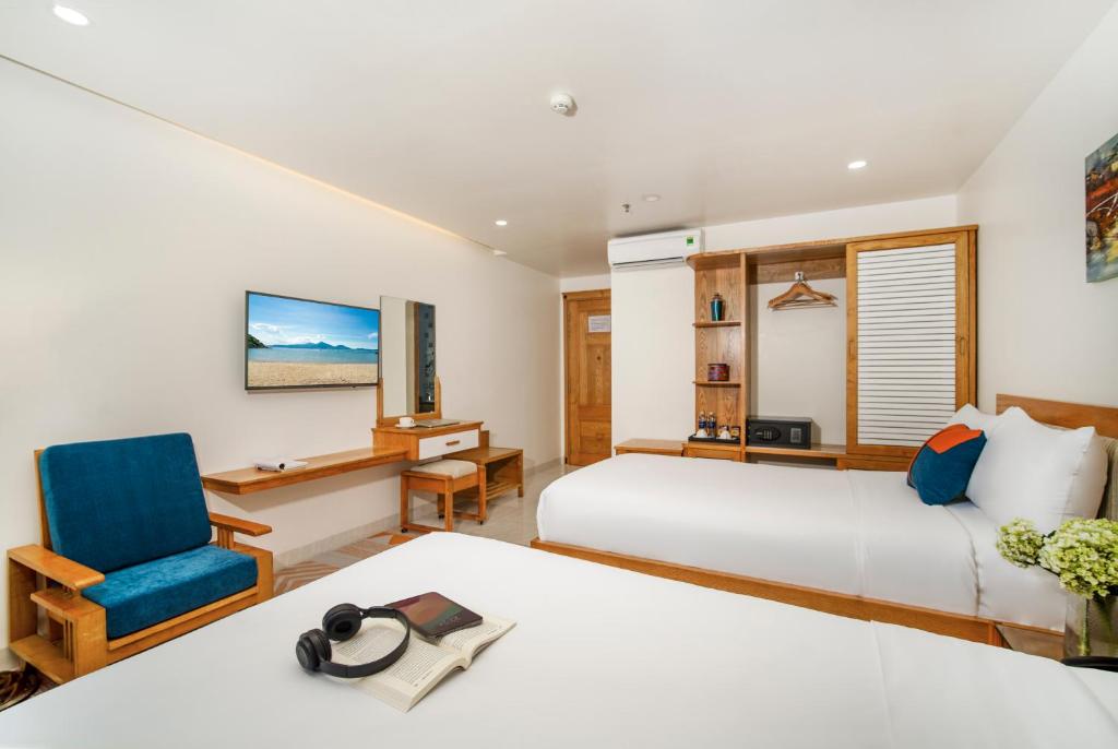 Phòng Deluxe 2 Giường Đơn Nhìn Ra Thành Phố