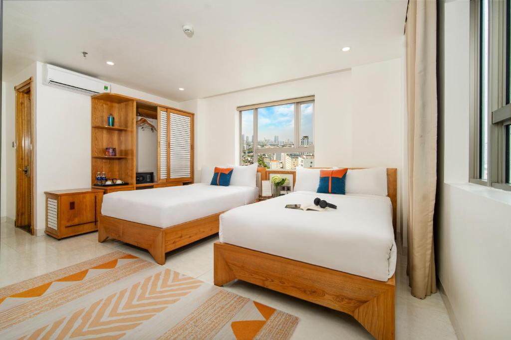 Phòng Deluxe 2 Giường Đơn Nhìn Ra Thành Phố