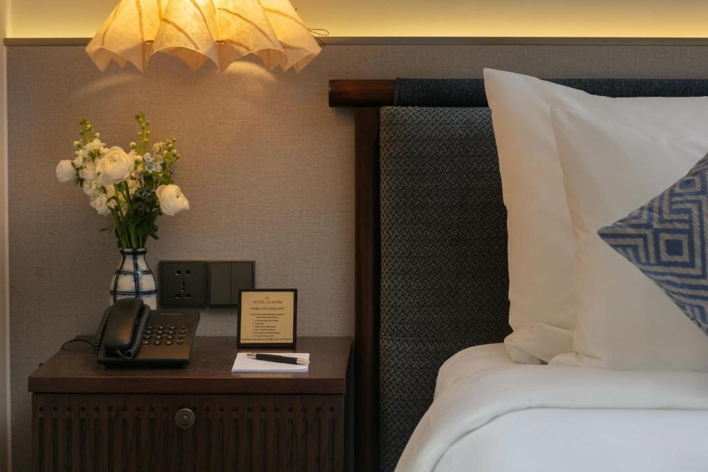 Lagom Suite Balcony City or Garden View Twin Beds