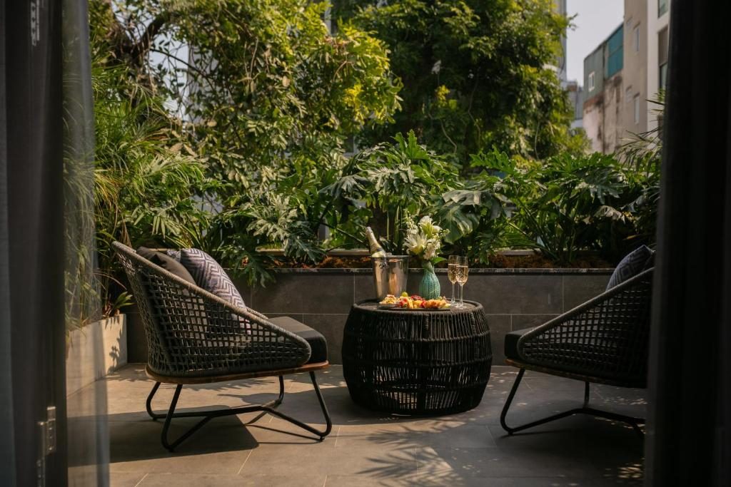 Signature Terrace Suite City View