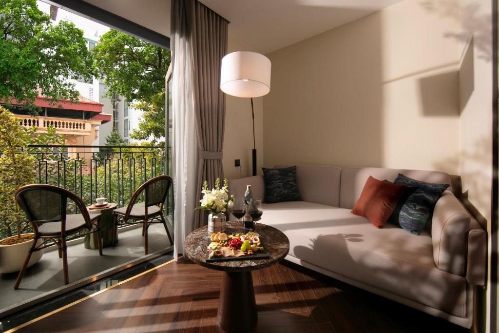 Lagom Suite Balcony City or Garden View Twin Beds