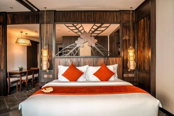 Junior Suite Garden View with Children Themed Room