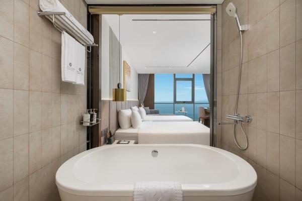 Phòng Premier Deluxe 2 Giường Đơn Nhìn Ra Biển
