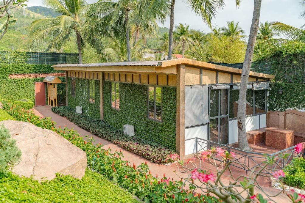 Bungalow Nhìn ra vườn