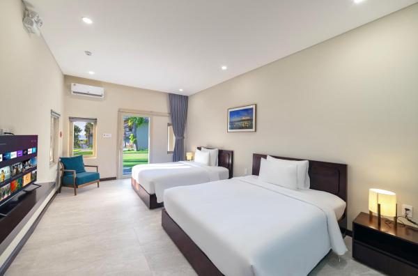 Bungalow Gia đình Hướng Hồ bơi