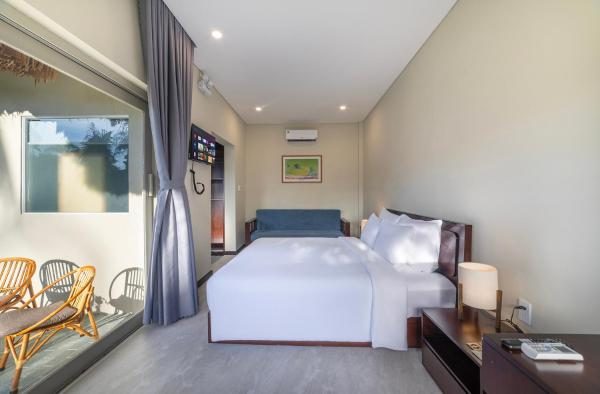 Bungalow Deluxe Nhìn ra Hồ bơi