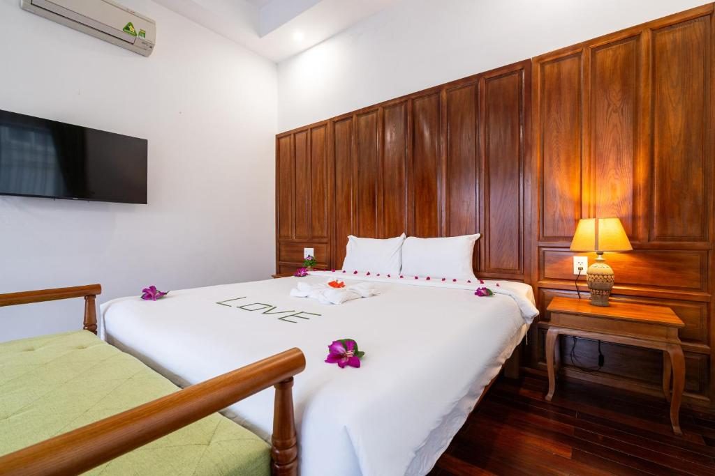 Phòng Deluxe Giường Đôi Có Bồn Tắm