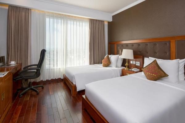 Phòng Deluxe có 2 Giường đơn nhìn ra Thành phố