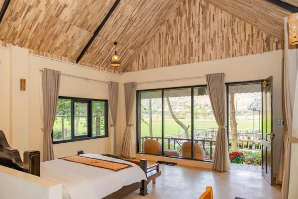 Bungalow Deluxe Nhìn Ra Khu Vườn