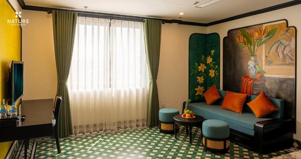 Suite Nhìn Ra Thành Phố