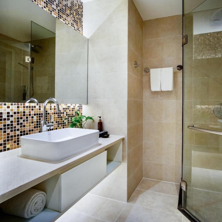 Phòng Superior Giường Đôi Nhìn Ra Thành Phố